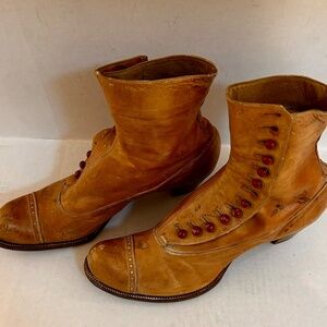 Antique Pair of Ladies Gotzian Victorian Leather Button Up Boots * Inscribed *